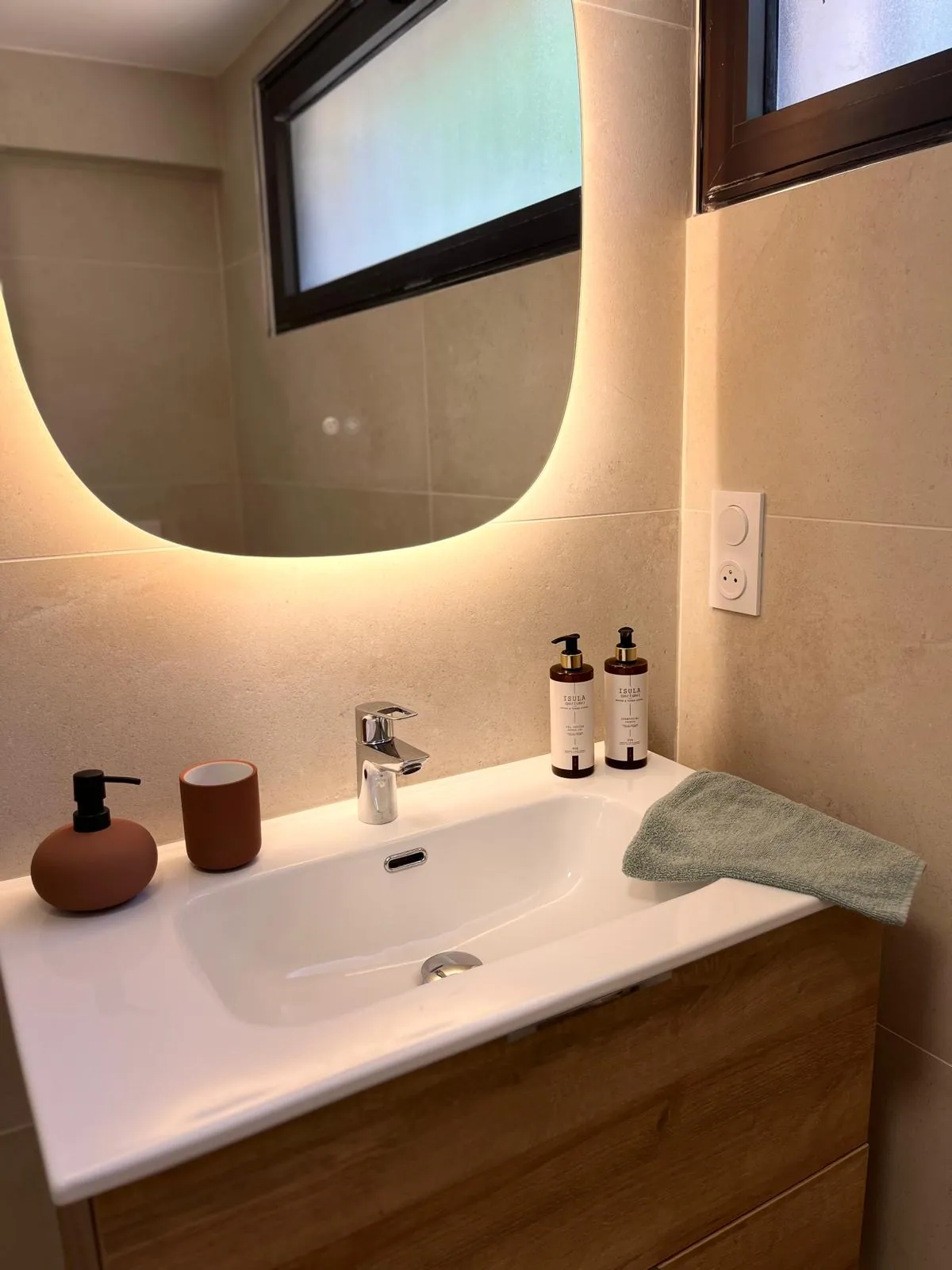 La salle d'eau de la chambre Nepita