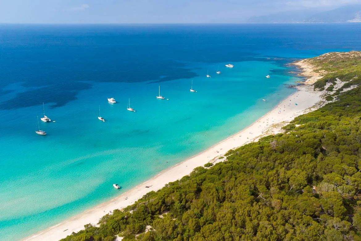 La plage de Saleccia, désert des Agriates