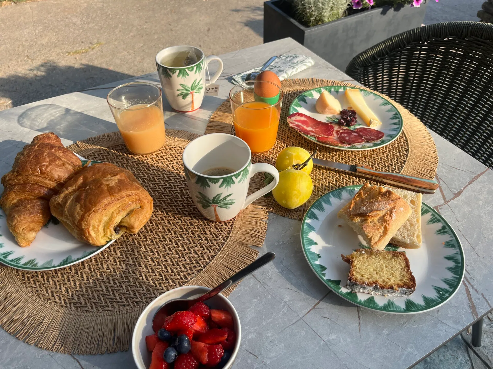 Produits du terroir corse au petit-déjeuner de A Villa Rosa